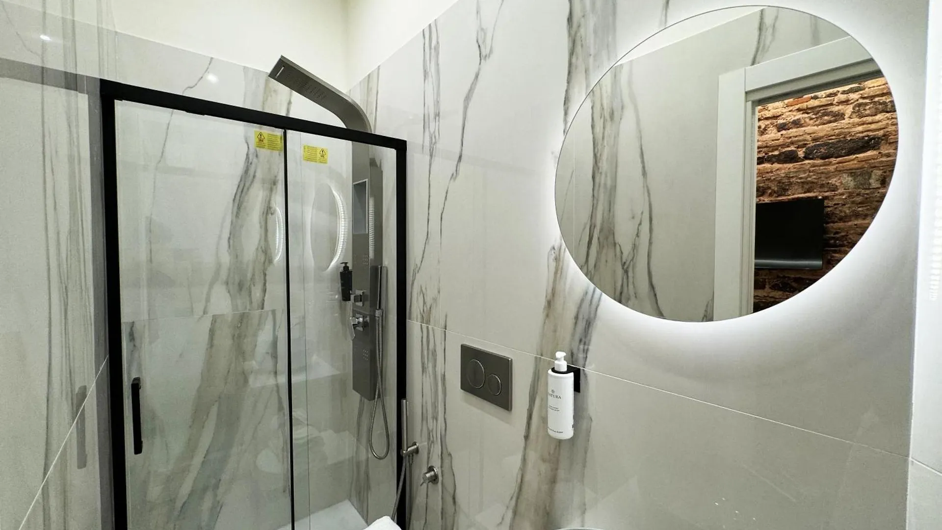 Marina Home - Luxury Apartament Nel Cuore Di Catania 0*,